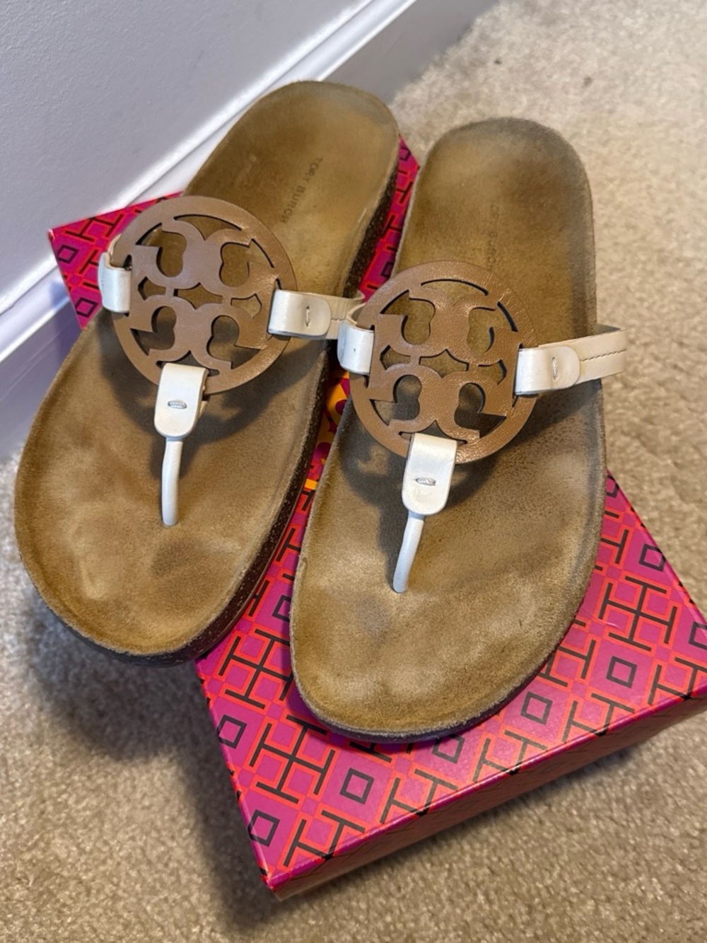 Tory Burch White Leather Logo Thong Sandals with Tan Medallions